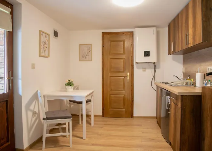 Vadvirag 2 Apartament